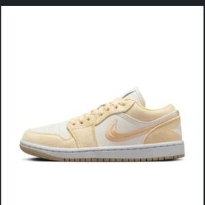 Air Jordan 1 women’s low shoes USED❗️